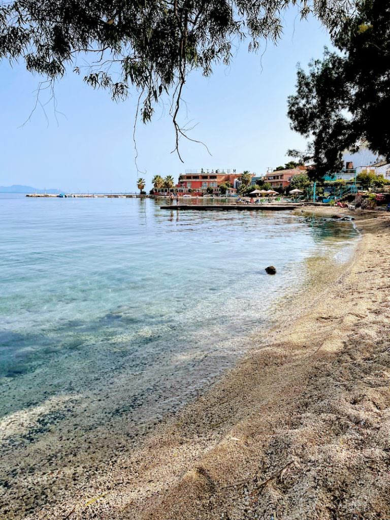 Nikoli Apartments Corfu - Location & Activities